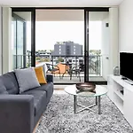 Stylish Corporate Apartment Alb009706