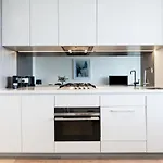 Stylish Corporate Apartment Alb009706